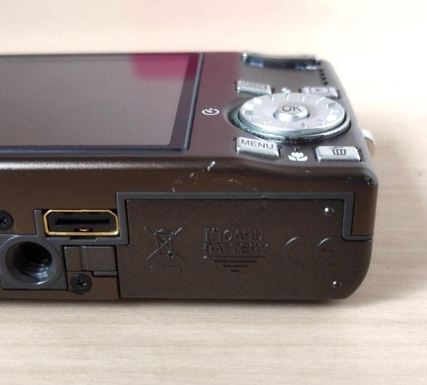 【動作確認済み】Nikon COOLPIX S700 ブラウン 電池+充電器付