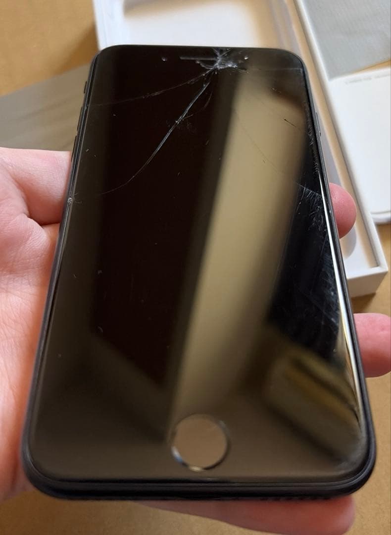 iPhoneSE2 中古