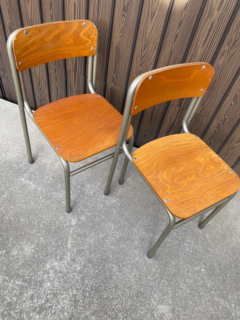 木製　スタッキングチェア　2脚　レトロ　学校イス　ヴィンテージ　什器　カフェ