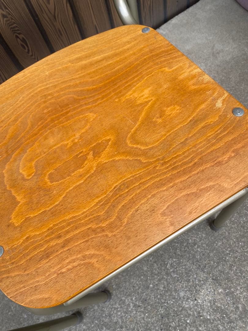 木製　スタッキングチェア　2脚　レトロ　学校イス　ヴィンテージ　什器　カフェ