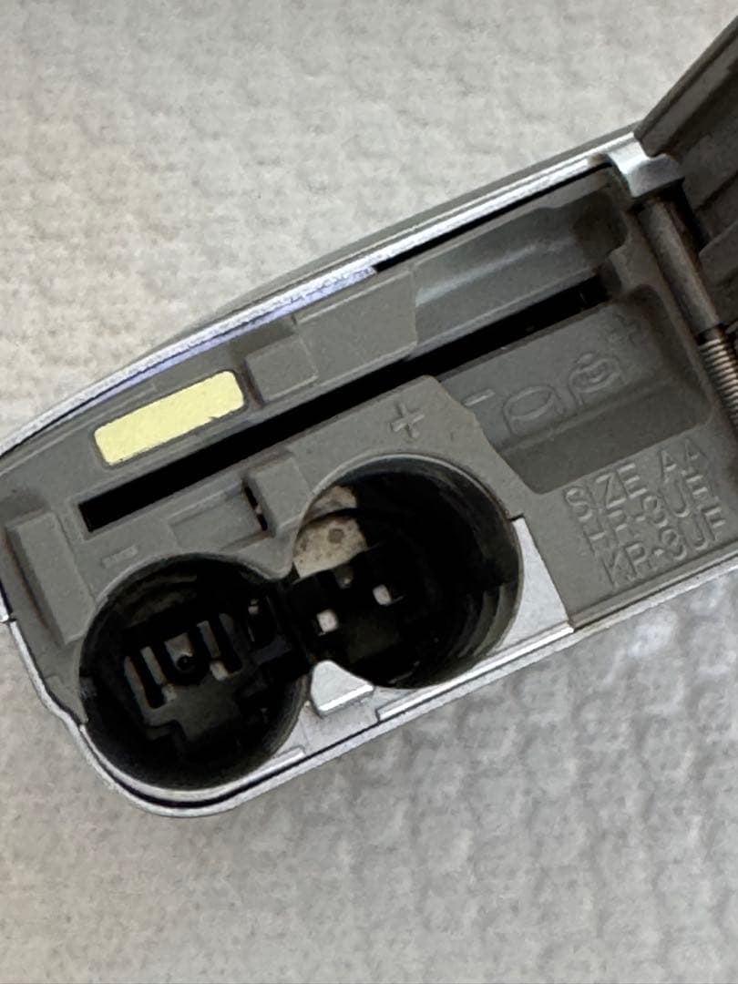【動作確認済】【付属品無し】FUJI FILM FinePix 4500シルバー