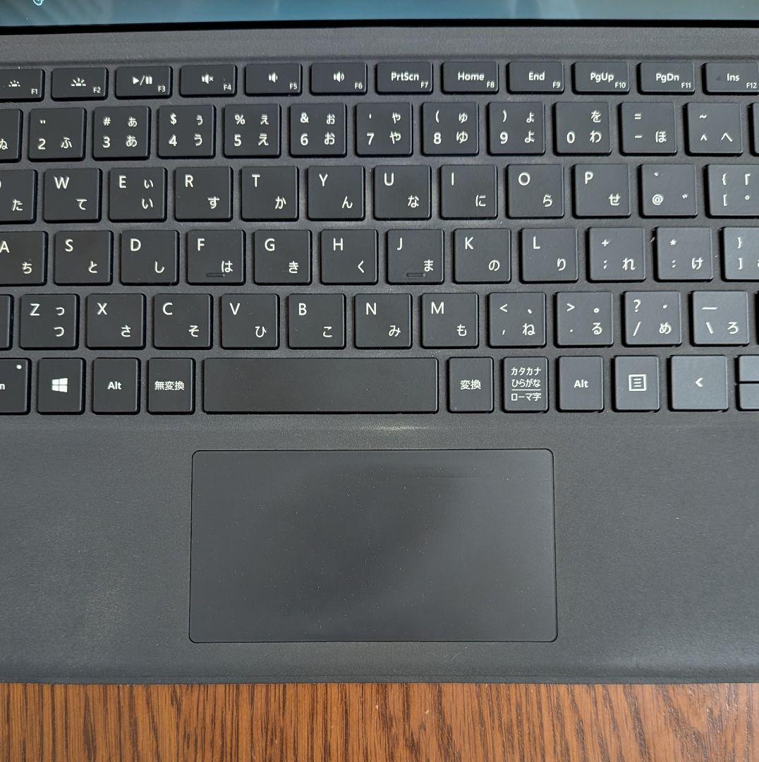 Microsoft Surface Pro5 タイプカバー、充電コード付属