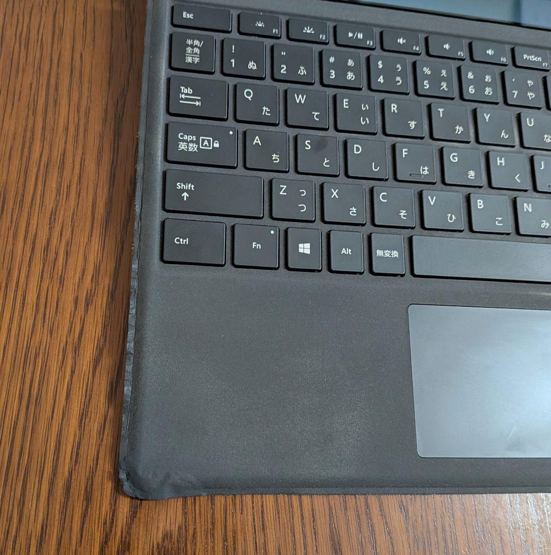 Microsoft Surface Pro5 タイプカバー、充電コード付属