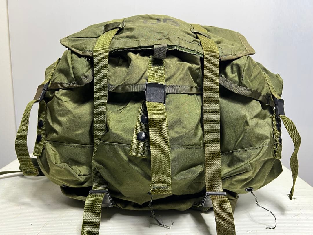 US ミリタリーDEAD STOCK アメリカ軍 LC-2 アリスパック