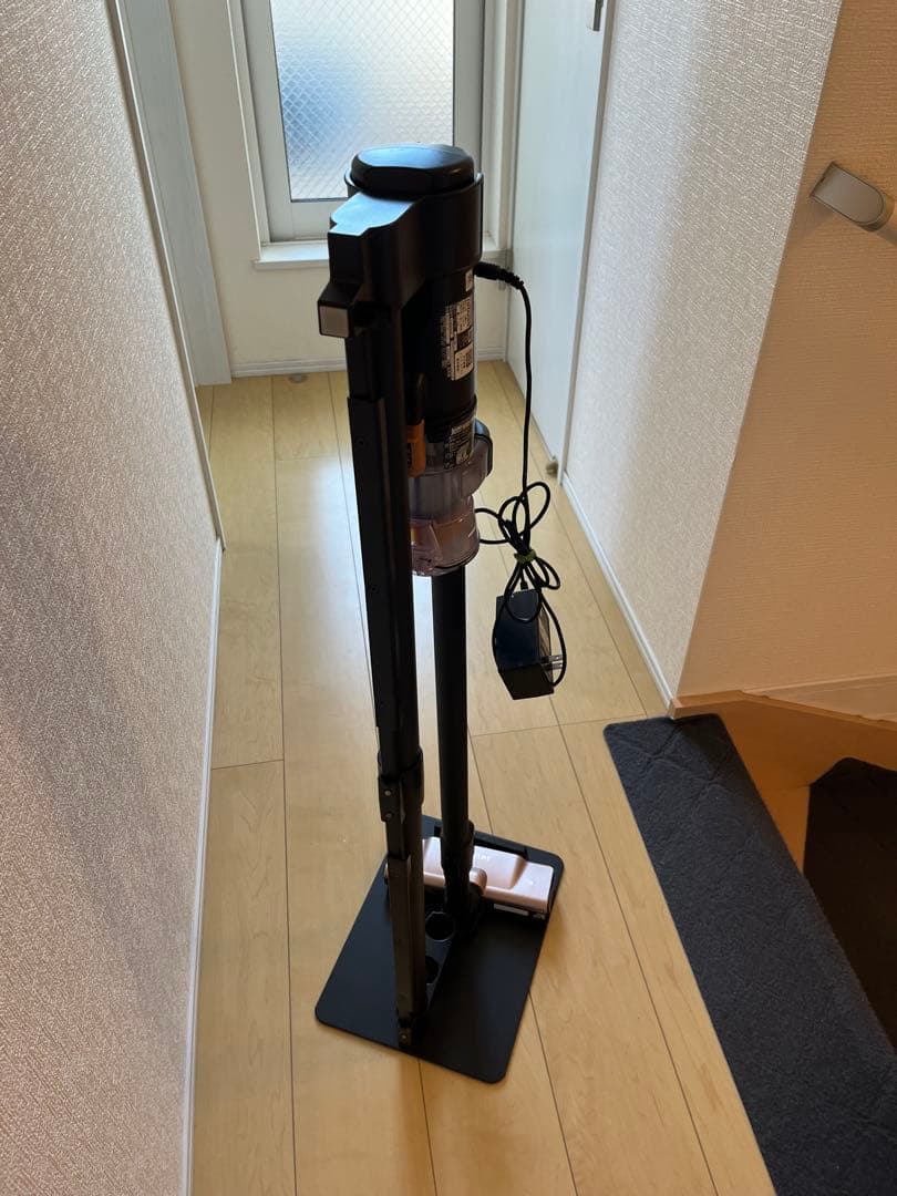 日立　充電式掃除機「ラクかるパワーブーストサイクロン（PV-BHL3000J）」