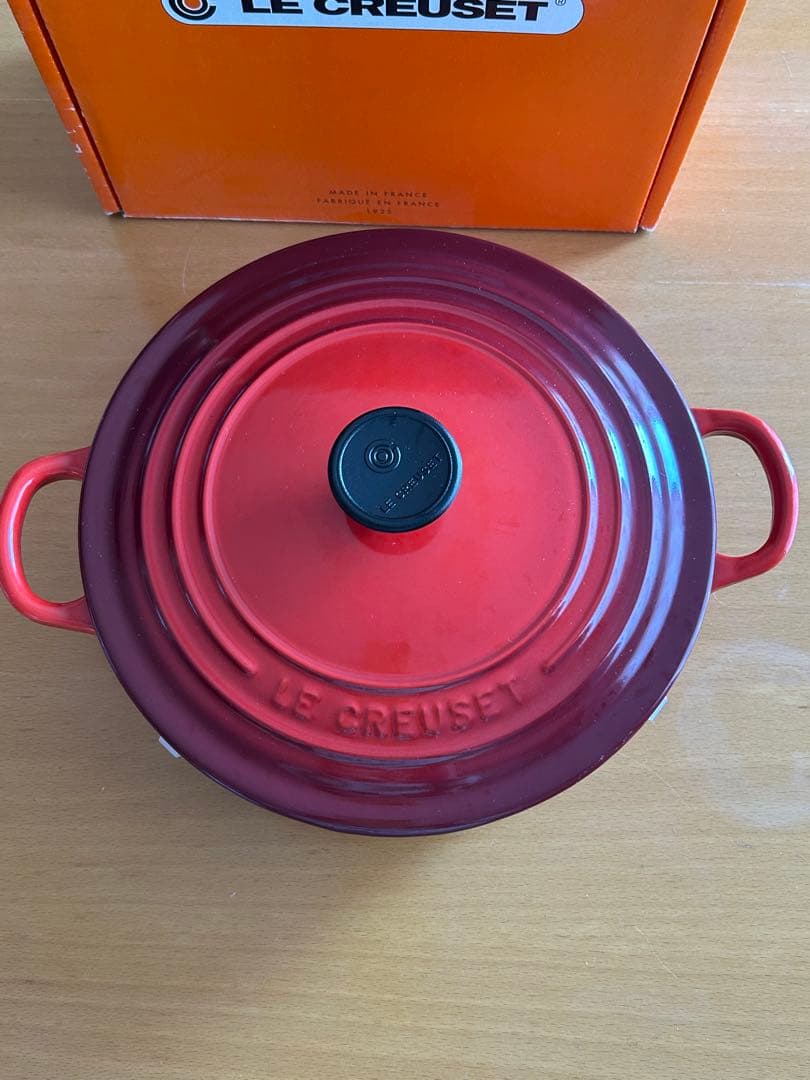 ルクルーゼ LE CREUSET ココットロンド22cm シャロー浅型チェリー