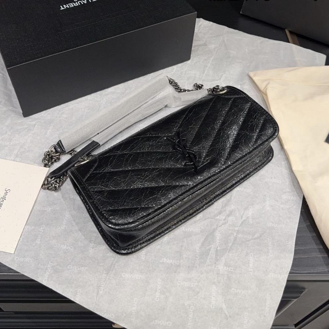 YSL ブラック ショルダーバッグ