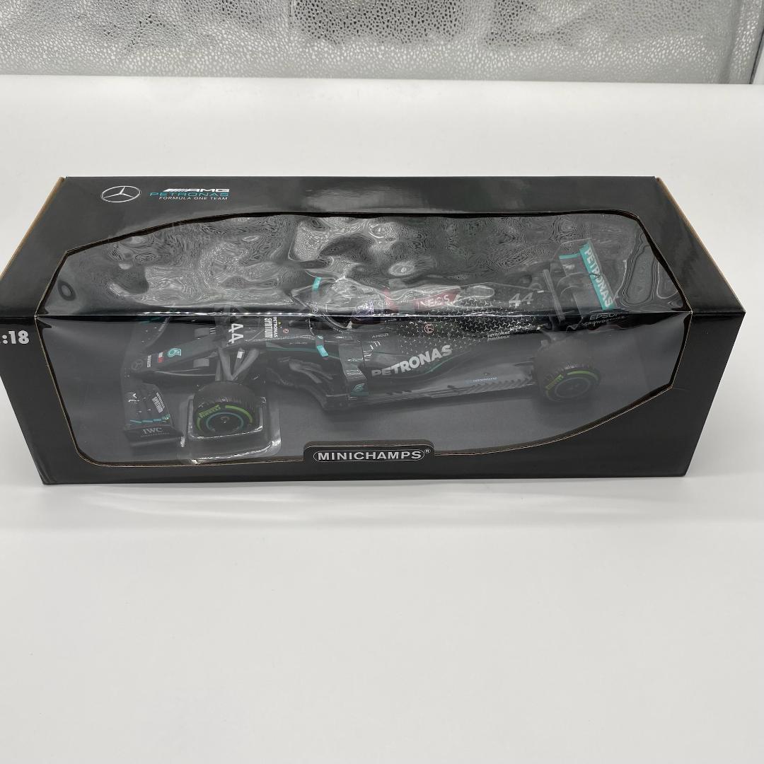 ミニチャンプス 1/18 メルセデス AMG L.ハミルトン