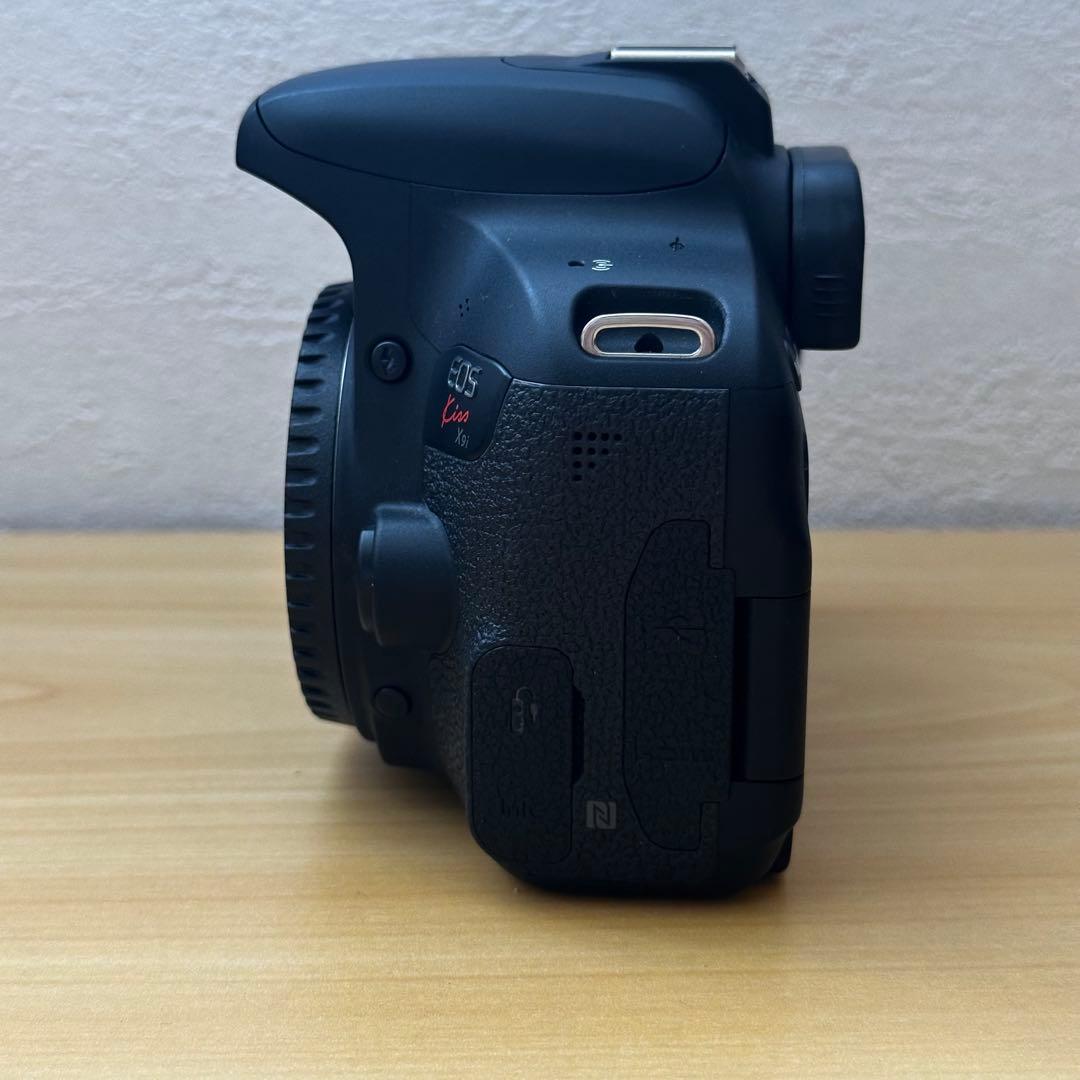 Canon EOS Kiss X9i ダブルズームキット+ 単焦点レンズ