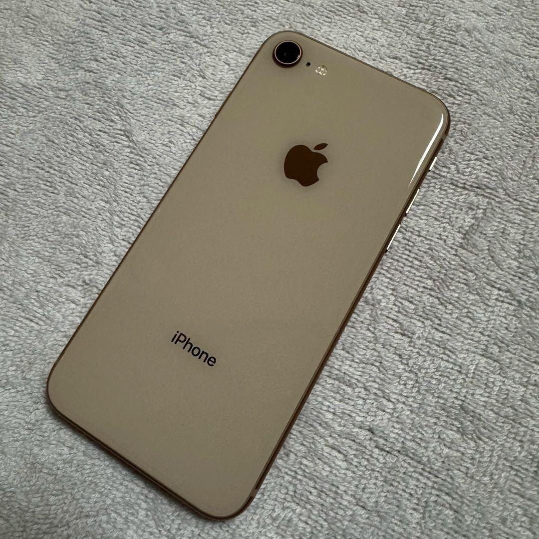 Apple iPhone 8 ゴールド 本体　SIMロックなし