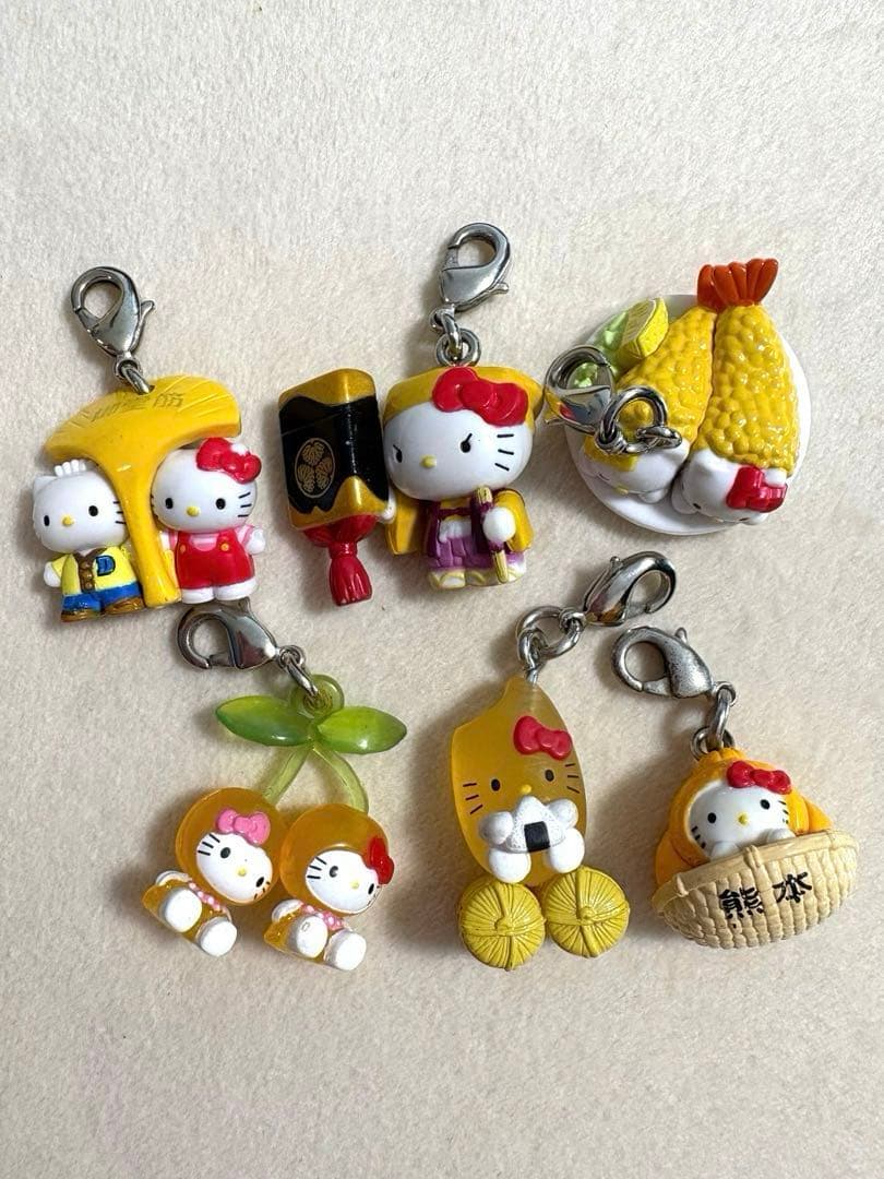 ご当地キティ　まとめ売り　黄色系11個セット　レア　黄色さくらんぼ入り