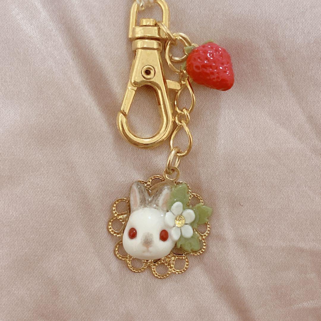 【限定お値下げ】うさぎチャーム・ネックレスセット【Rie様のハンドメイド作品】