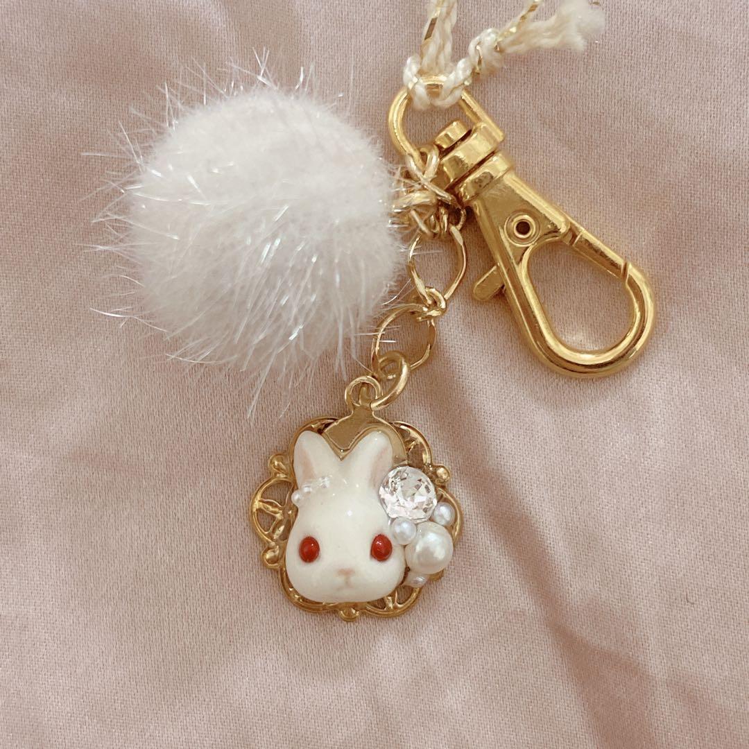 【限定お値下げ】うさぎチャーム・ネックレスセット【Rie様のハンドメイド作品】