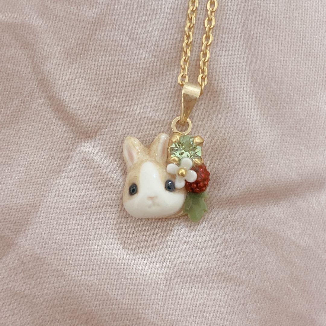 【限定お値下げ】うさぎチャーム・ネックレスセット【Rie様のハンドメイド作品】