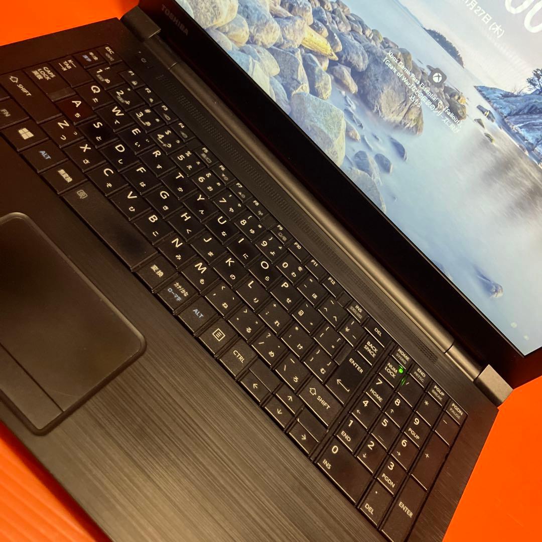 東芝Windows11ノートパソコンcore i5薄型Office付きSSD本体