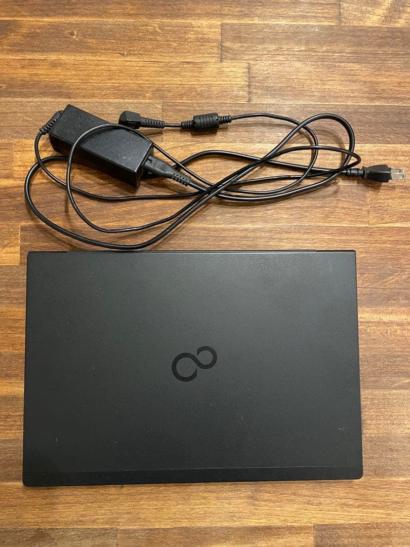 Fujitsu LIFEBOOK U938 7世代Core i5 13.3インチ
