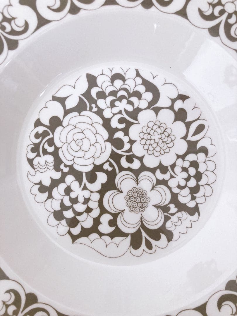 フィンランドヴィンテージ　ARABIA　gardenia スーププレート