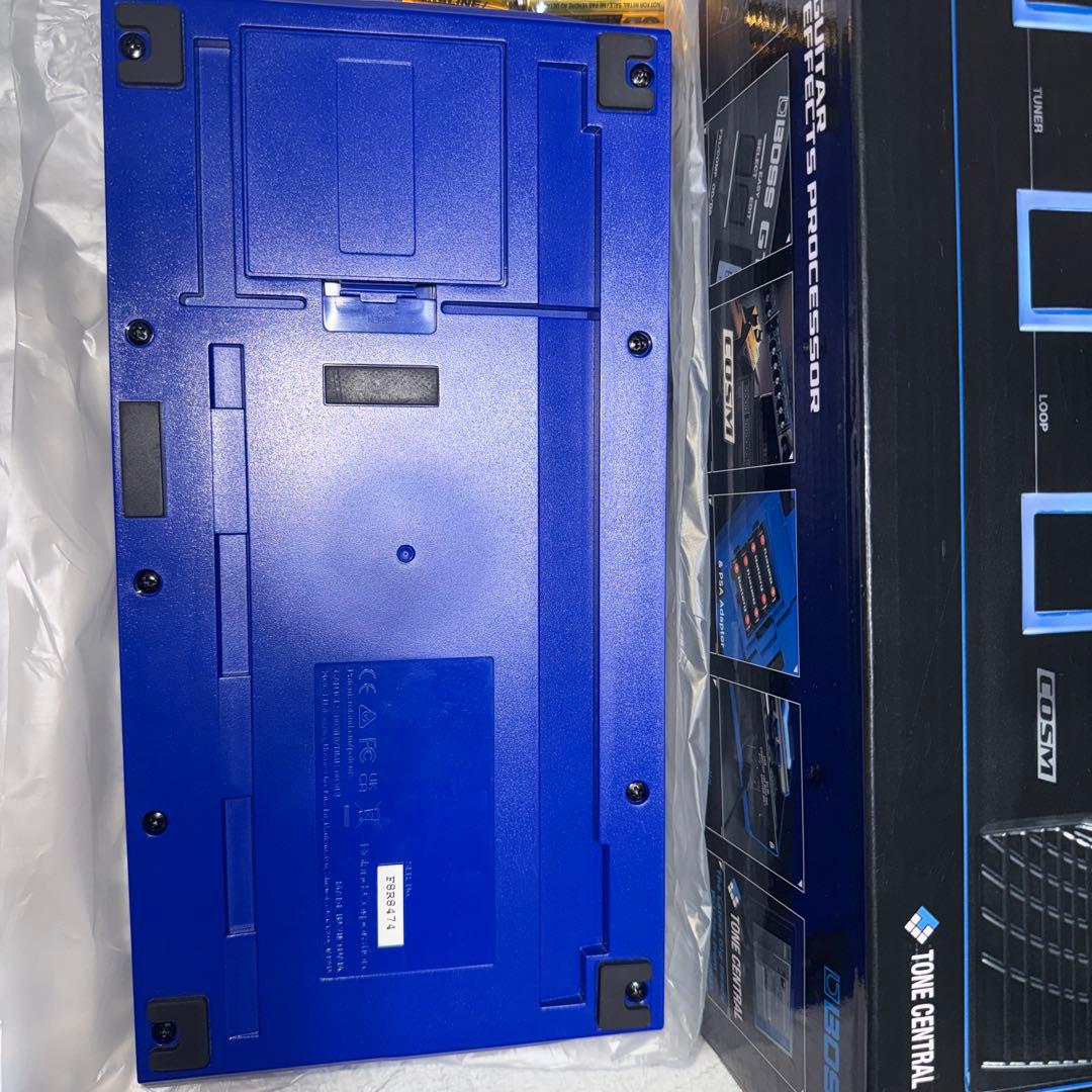 【まりー】BOSS GT-1 【おまけパワーアダプター・その他付属品付き】