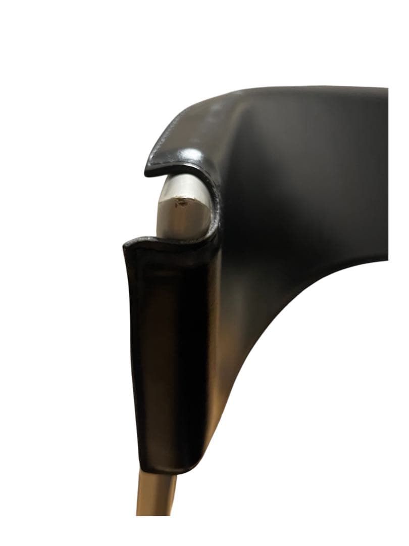 カリガリス Calligaris　本革ダイニングチェア　④