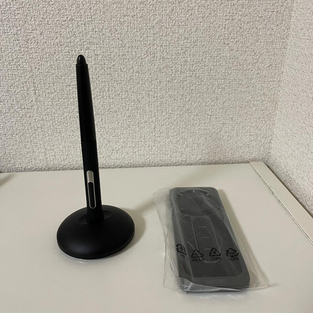 Wacom Cintiq Pro 24 22年製 液晶ペンタブレット本体