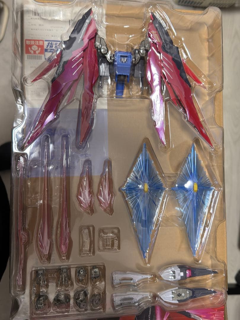 【本日限定値下げ】開封済み極美品　メタルビルド　デスティニーガンダム2024