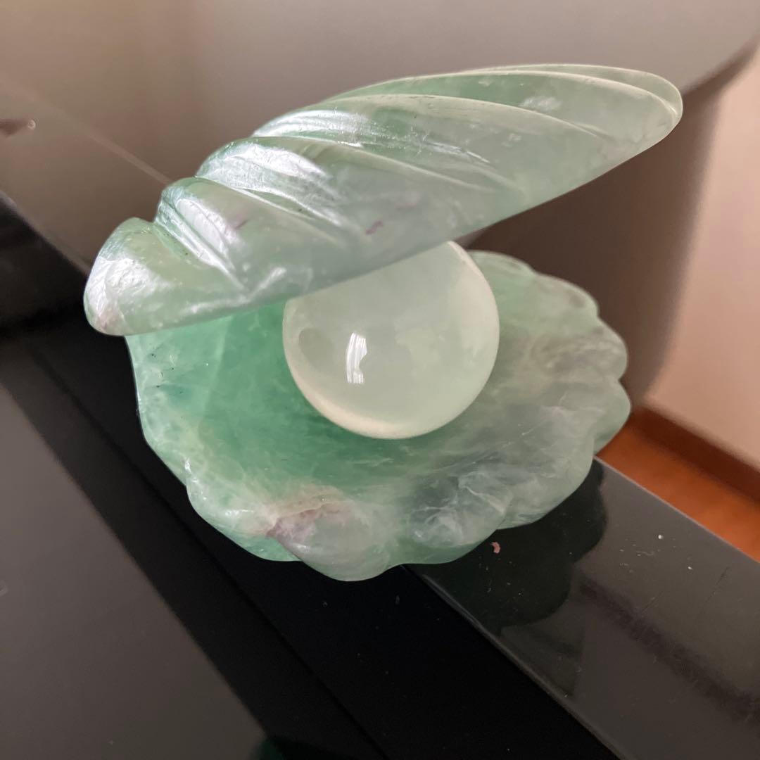 kdashさま専用フローライト　シェル　貝　水晶スフィア付き　天然石置物