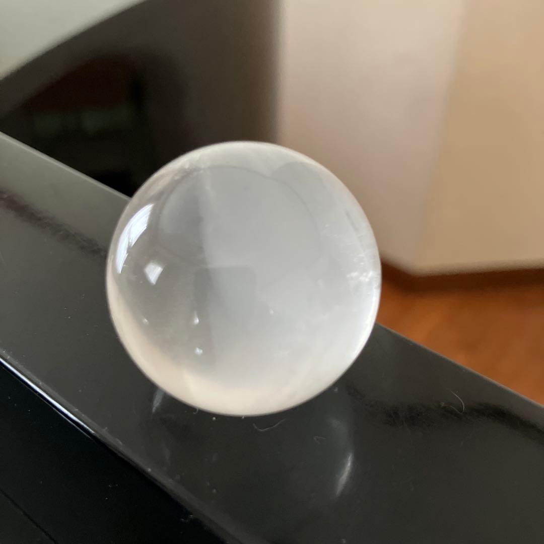 kdashさま専用フローライト　シェル　貝　水晶スフィア付き　天然石置物