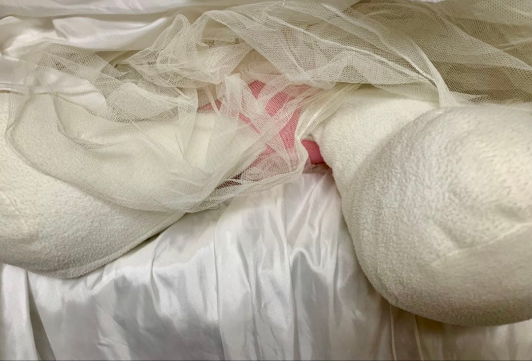 特大ハローキティ　ウェディングぬいぐるみ