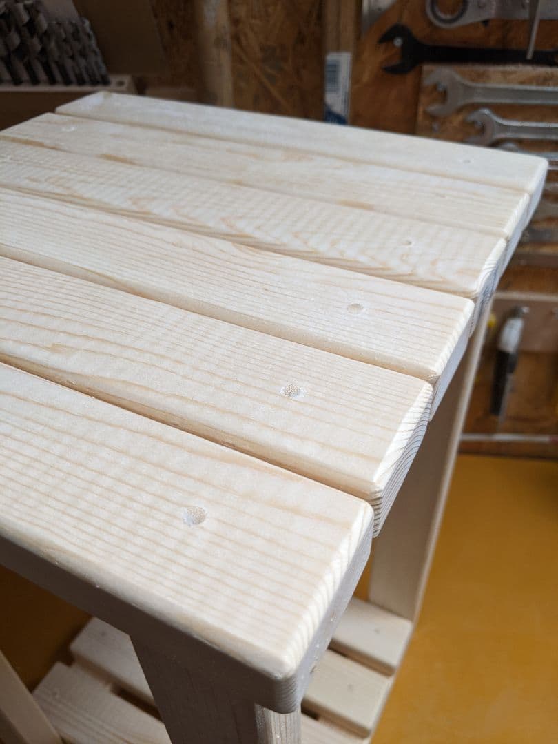 〈二脚セット〉棚のある無垢材スツール　木部保護塗料キシラデコール塗装