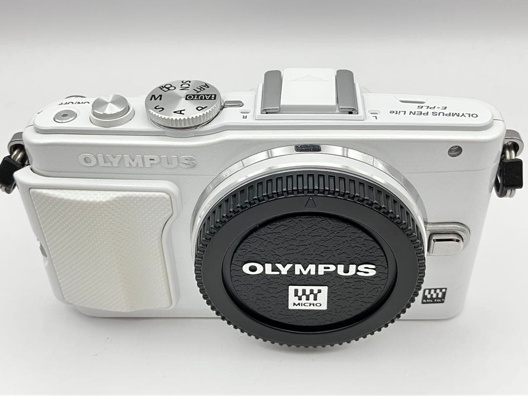 【美品】OLYMPUS E-PL6 レンズキット　ショット数1976回