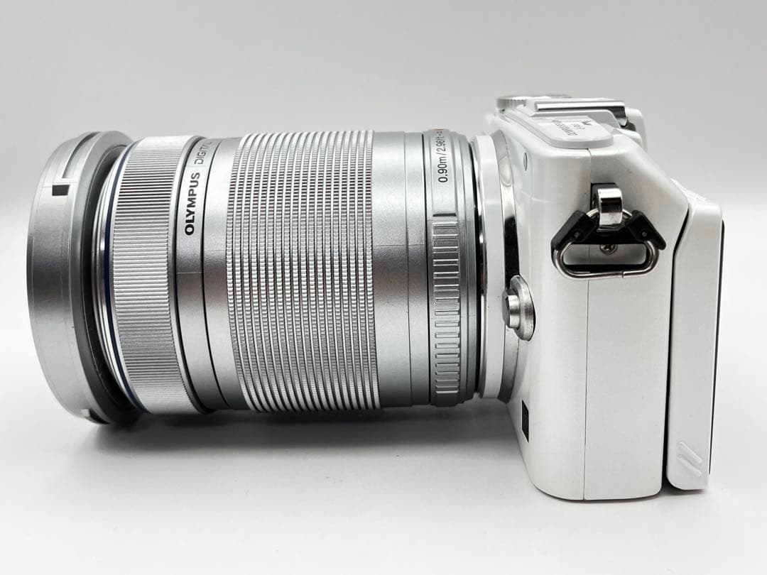 【美品】OLYMPUS E-PL6 レンズキット　ショット数1976回