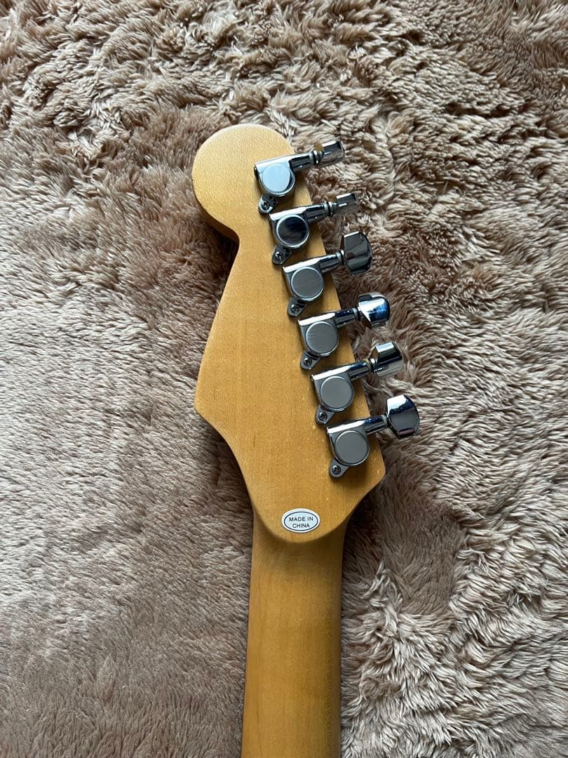 【調整済】photogenic フォトジェニック　エレキギター　ストラト