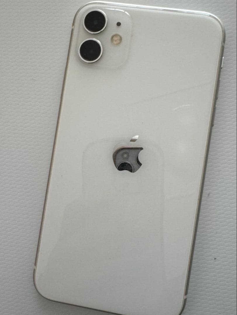 Apple iPhone 11 128GB ホワイト