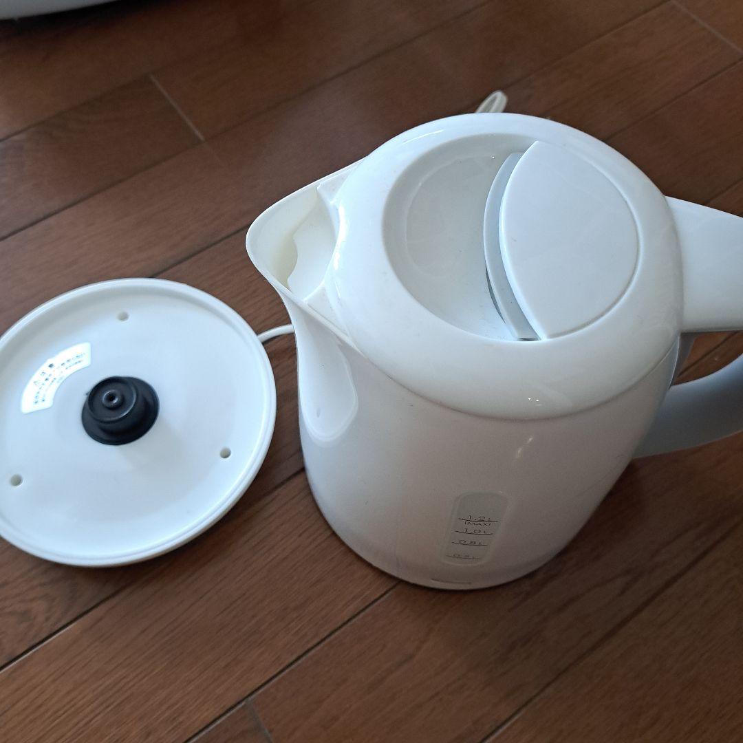 象印 炊飯器 ニトリ電気ケトル、スチームアイロン　3点セット