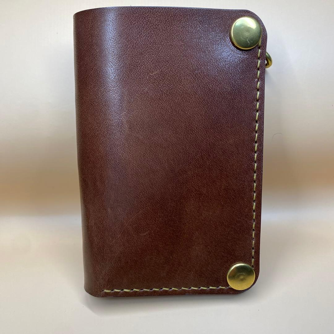 栃木レザー お札折らずに収納できる無骨なミドルトラッカーウォレット BTW