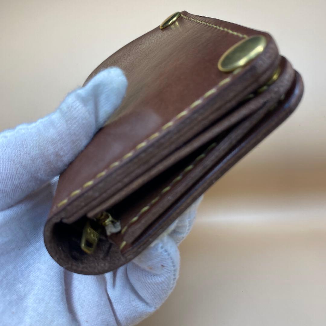 栃木レザー お札折らずに収納できる無骨なミドルトラッカーウォレット BTW
