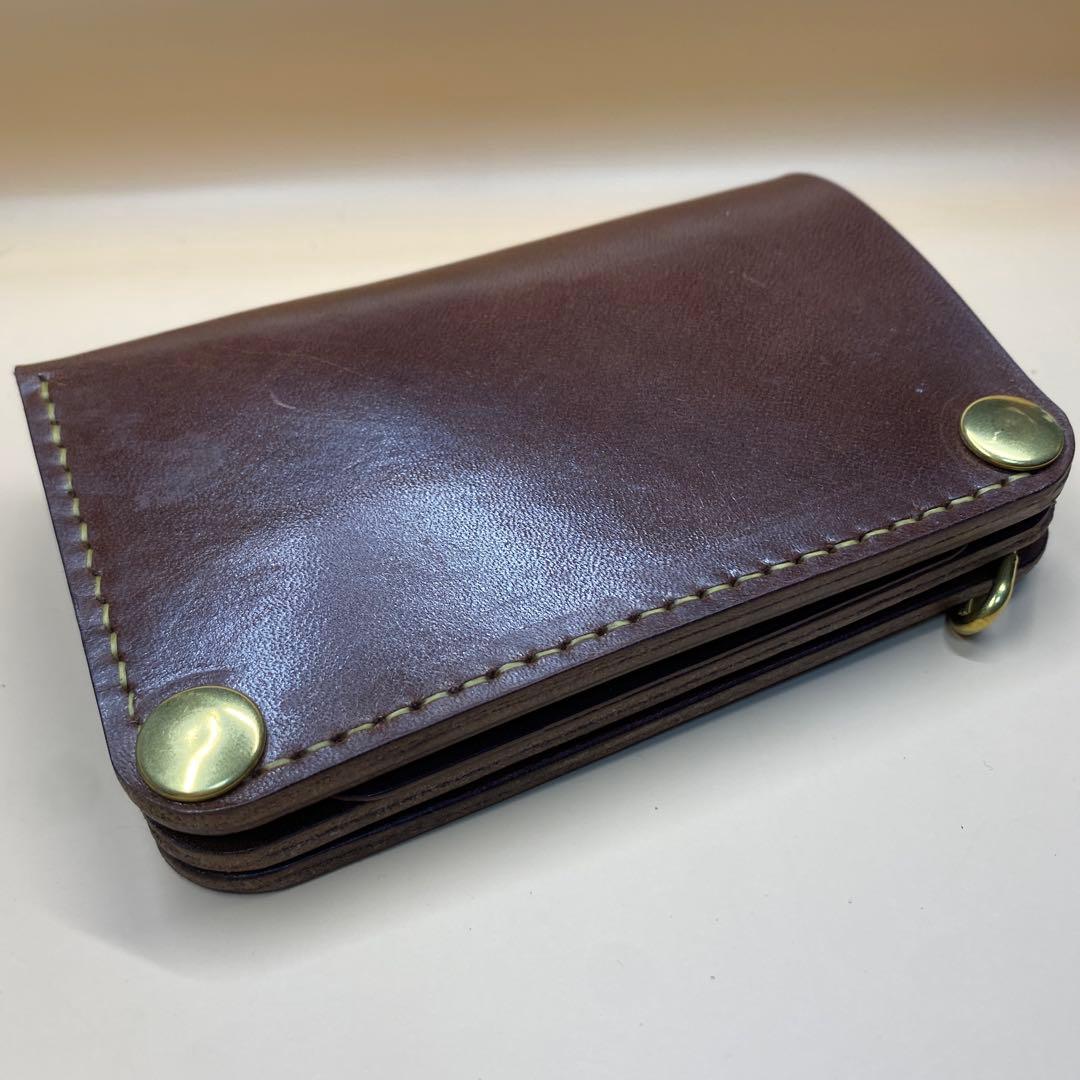 栃木レザー お札折らずに収納できる無骨なミドルトラッカーウォレット BTW
