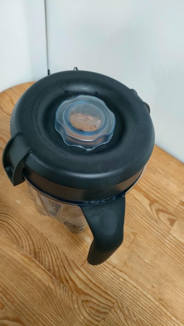 【目立った傷や汚れなし】バイタミックス E520　保証書あり　1648