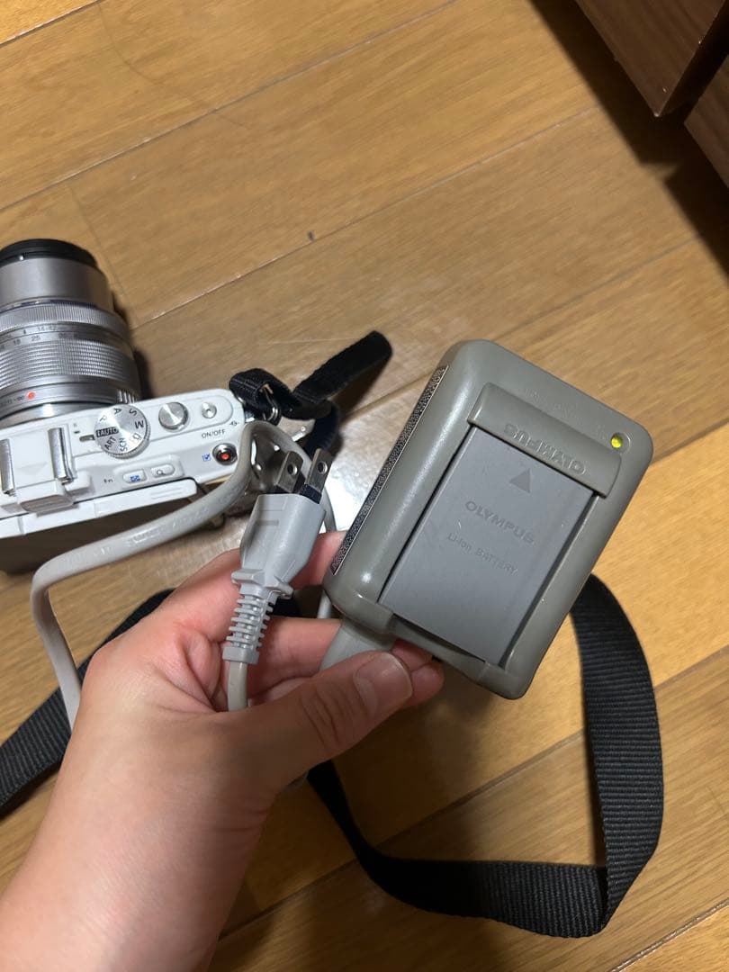 OLYMPUS E-PL5 ホワイト 望遠レンズ付き