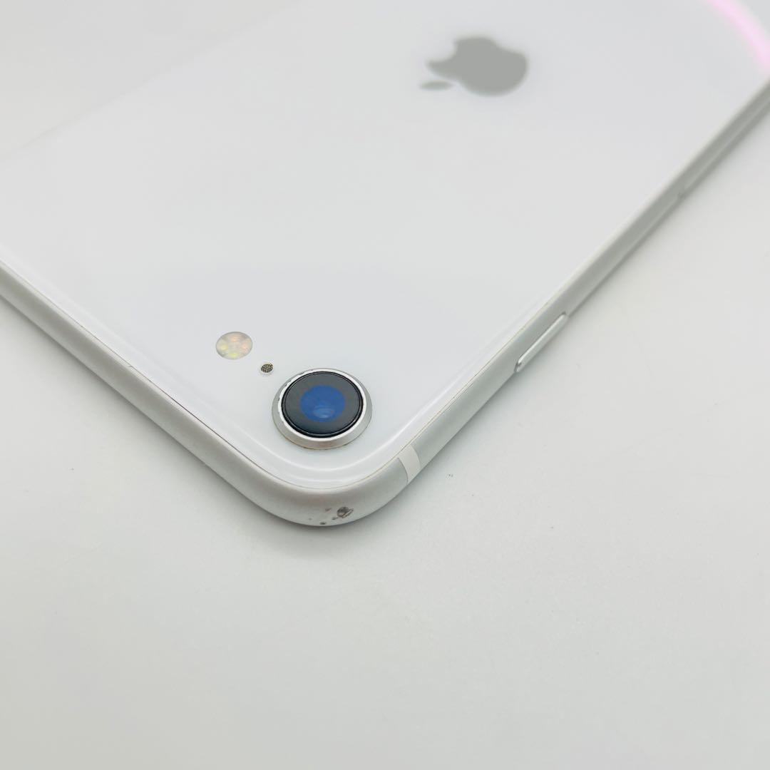 iPhone SE 2 64GB　ホワイト　SIMロック無し
