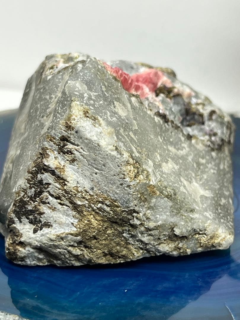 天然石　ロードクロサイト　フローライト　パイライト共生原石　約338g⭐️2130