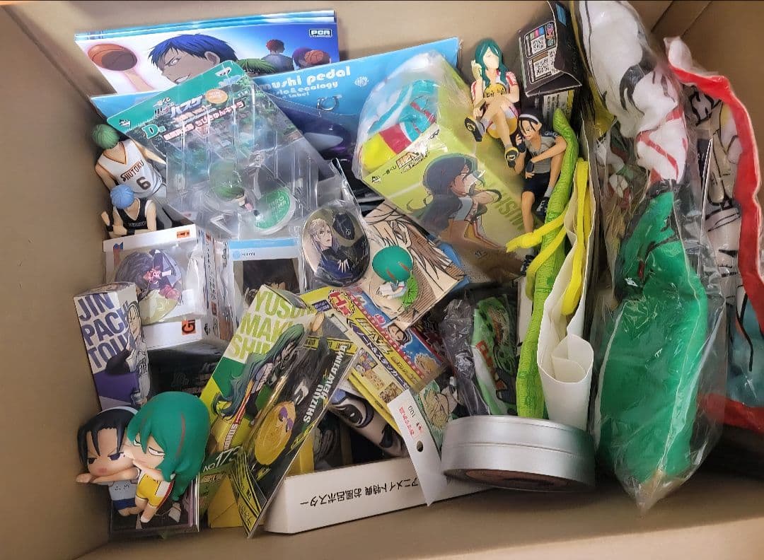 アニメグッズ　大量　まとめ売り　弱ペダ　黒バス　ツイステ　デュラララ　ハイキュー