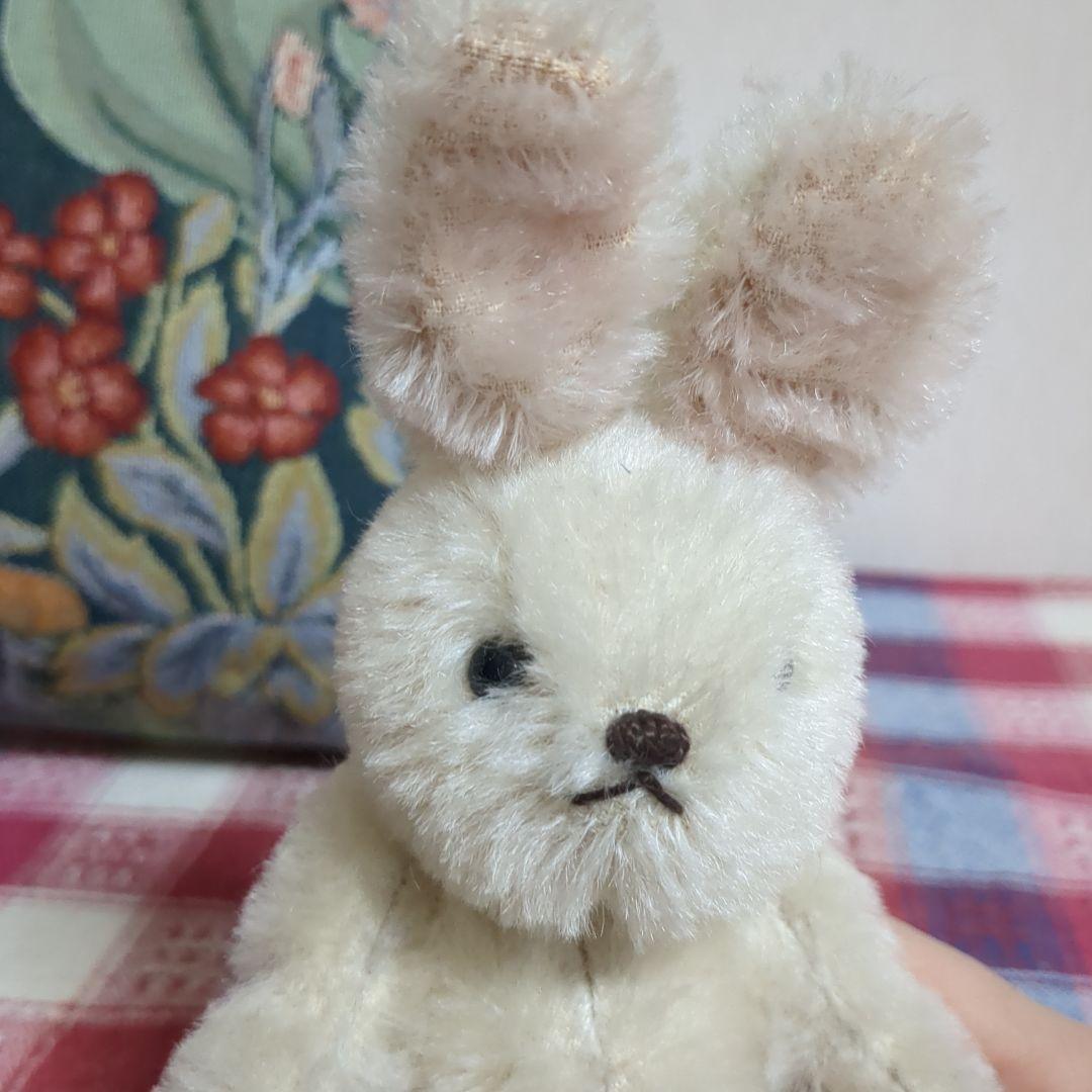 うさぎ人形　うさぎ柄のクッション