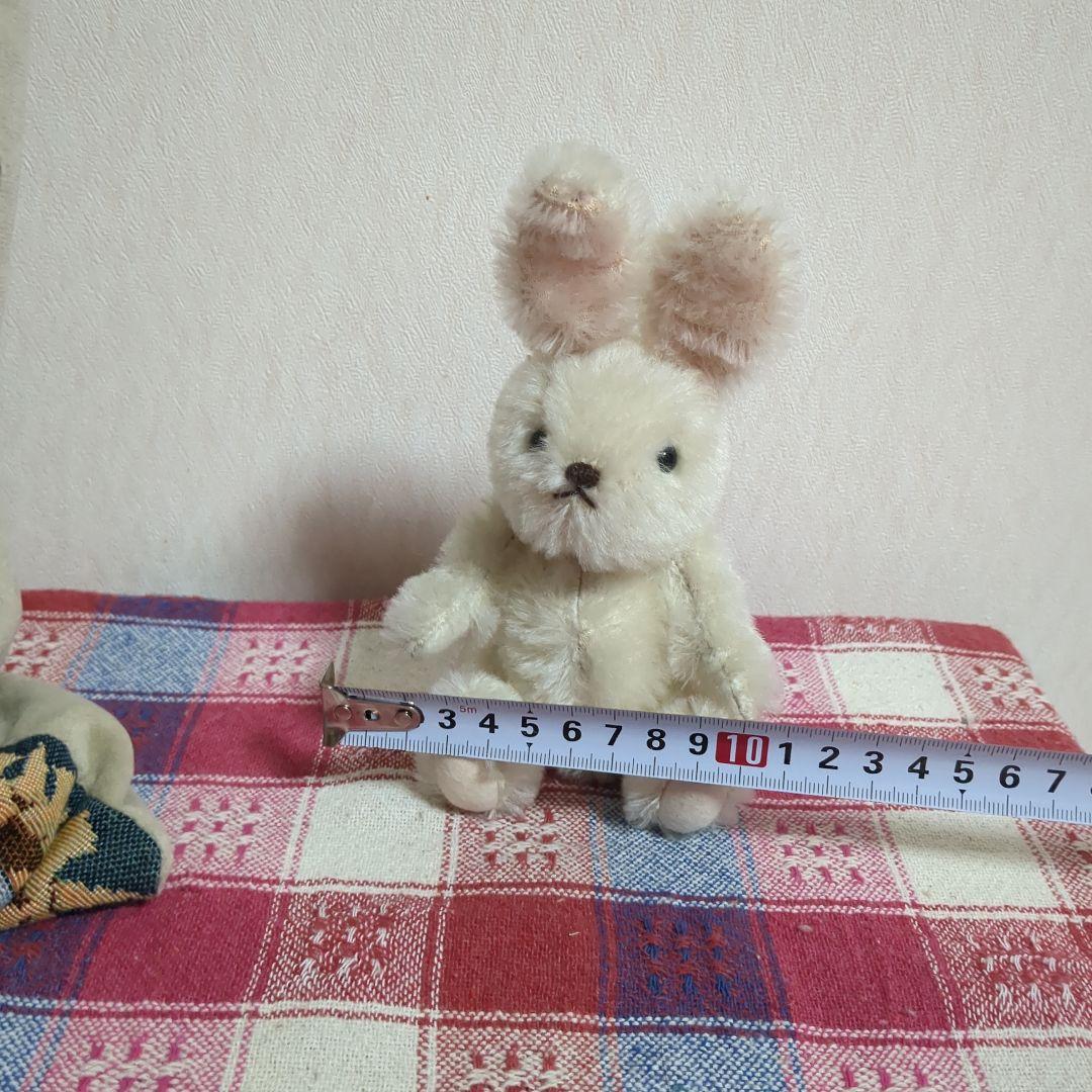 うさぎ人形　うさぎ柄のクッション