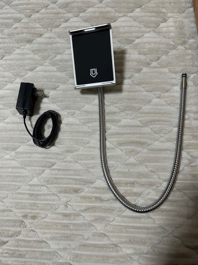 ニトリ電動リクライニングソファNビリーバ(N-Shield)中央コンソール付き