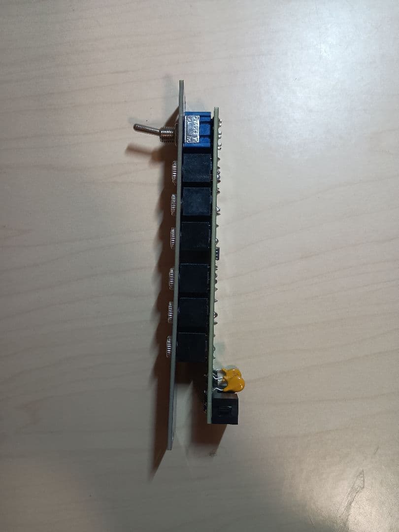 Buffer/Inverter 虚風 lleqpue9 モジュラーシンセ