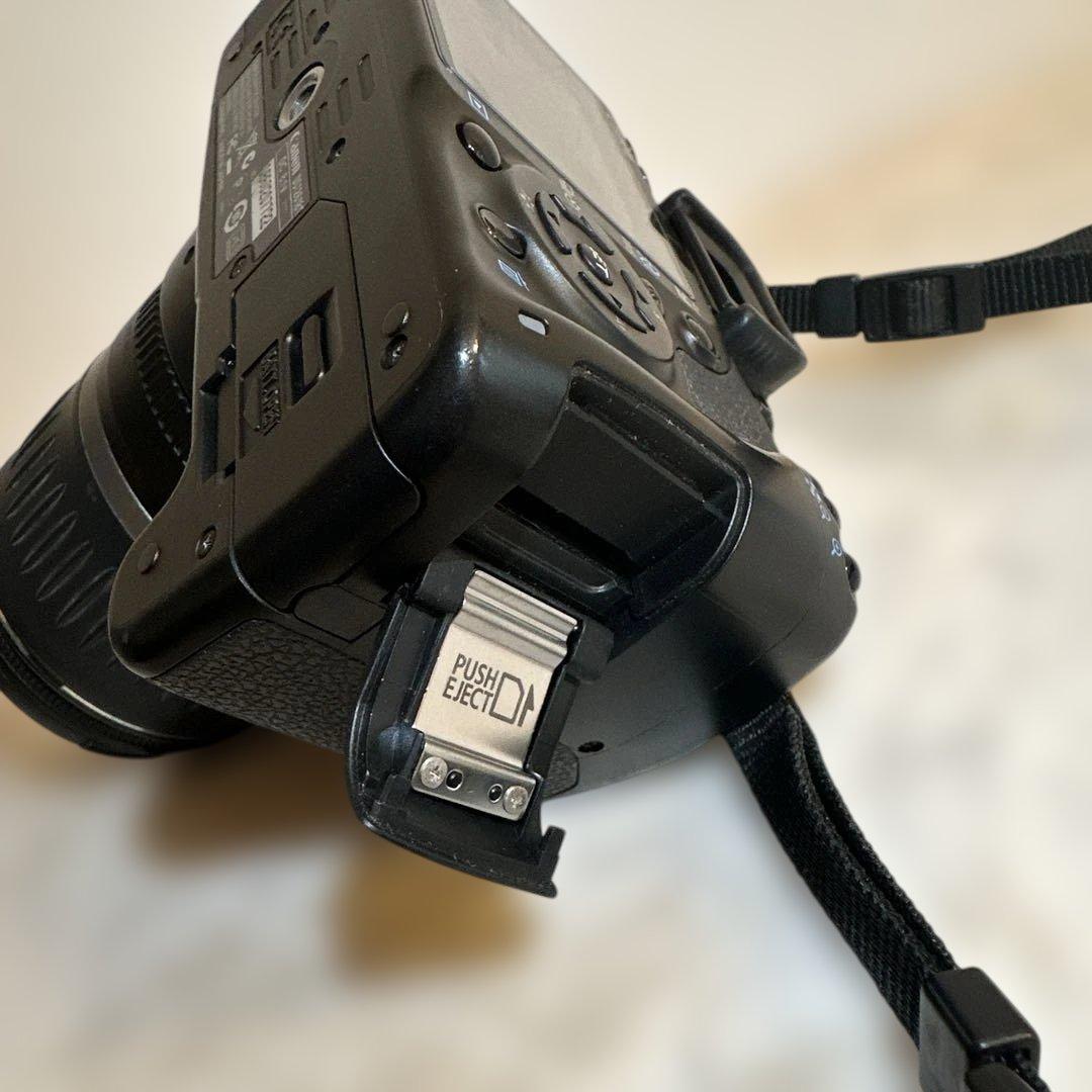 Canon EOS Kiss X2 デジタル一眼レフカメラ