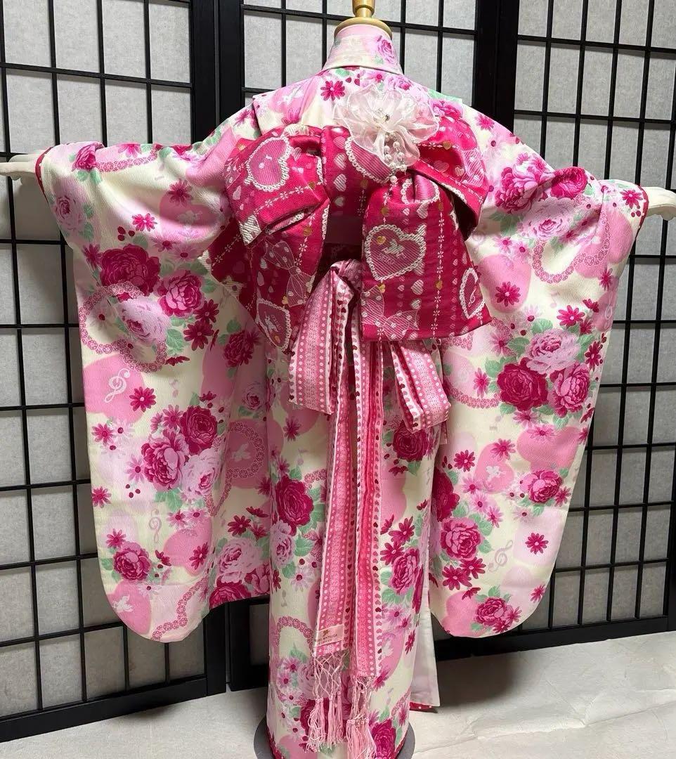 七五三　着物セット　7歳　白色　ピンク色　ブランド　セイコマツダ