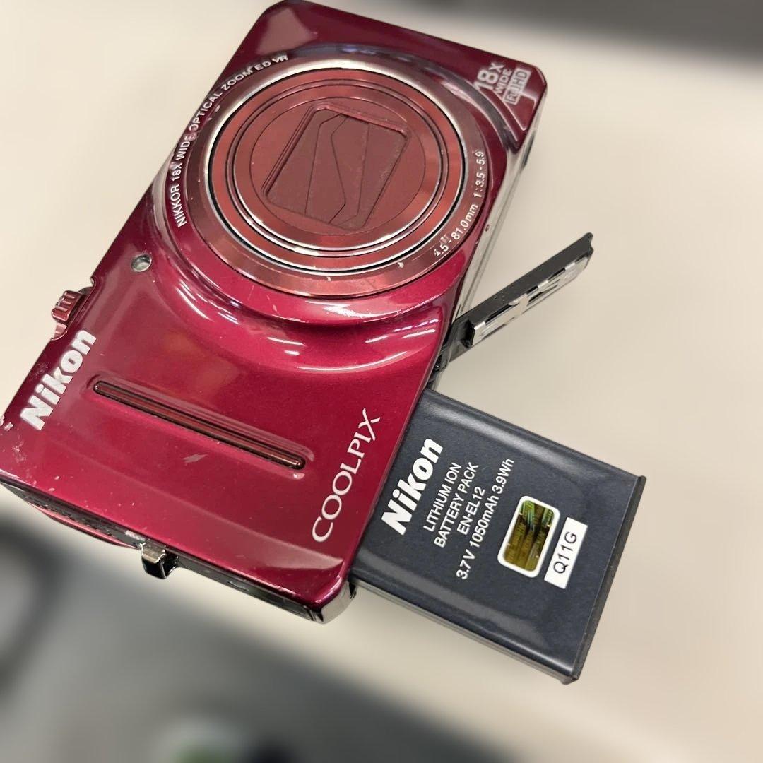 Nikon COOLPIX S9300 レッド　ジャック品