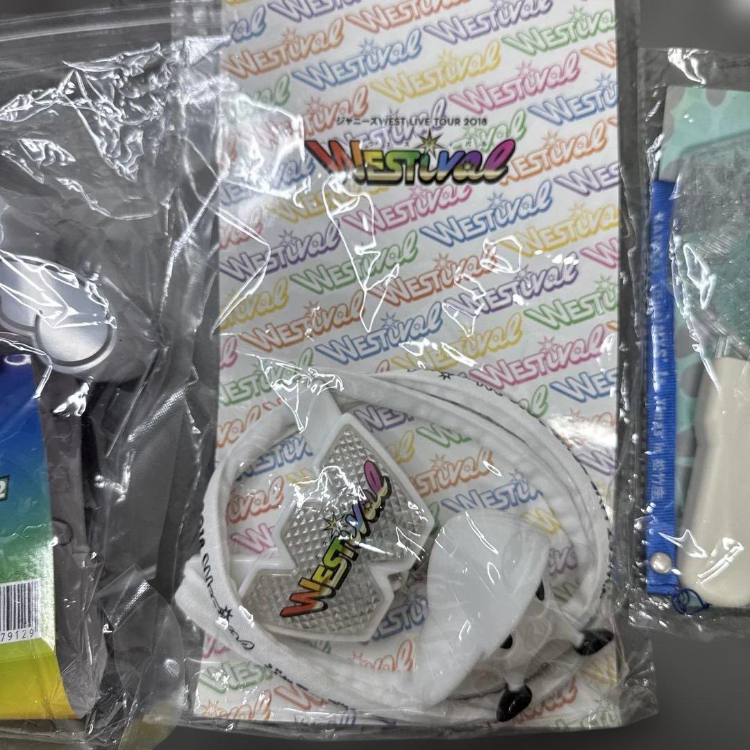 WEST ペンライト　ジャニーズ　グッズ